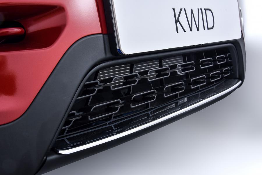 Детали интерьера Renault Kwid Xtreme 2017 года  (ZA) (фото 12 из 18)